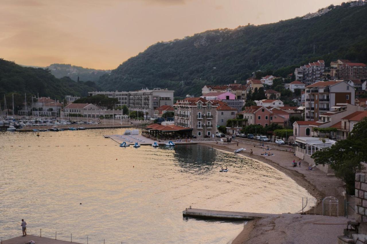 Hotel Rr Herceg Novi Exteriér fotografie
