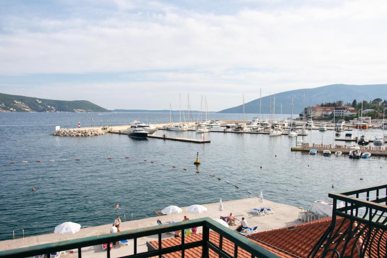 Hotel Rr Herceg Novi Exteriér fotografie