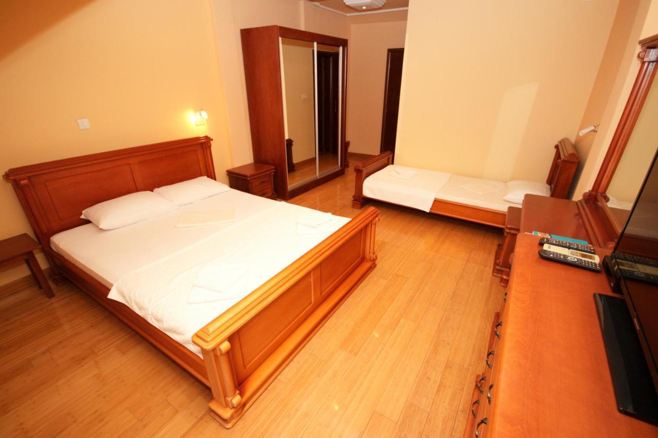 Hotel Rr Herceg Novi Exteriér fotografie