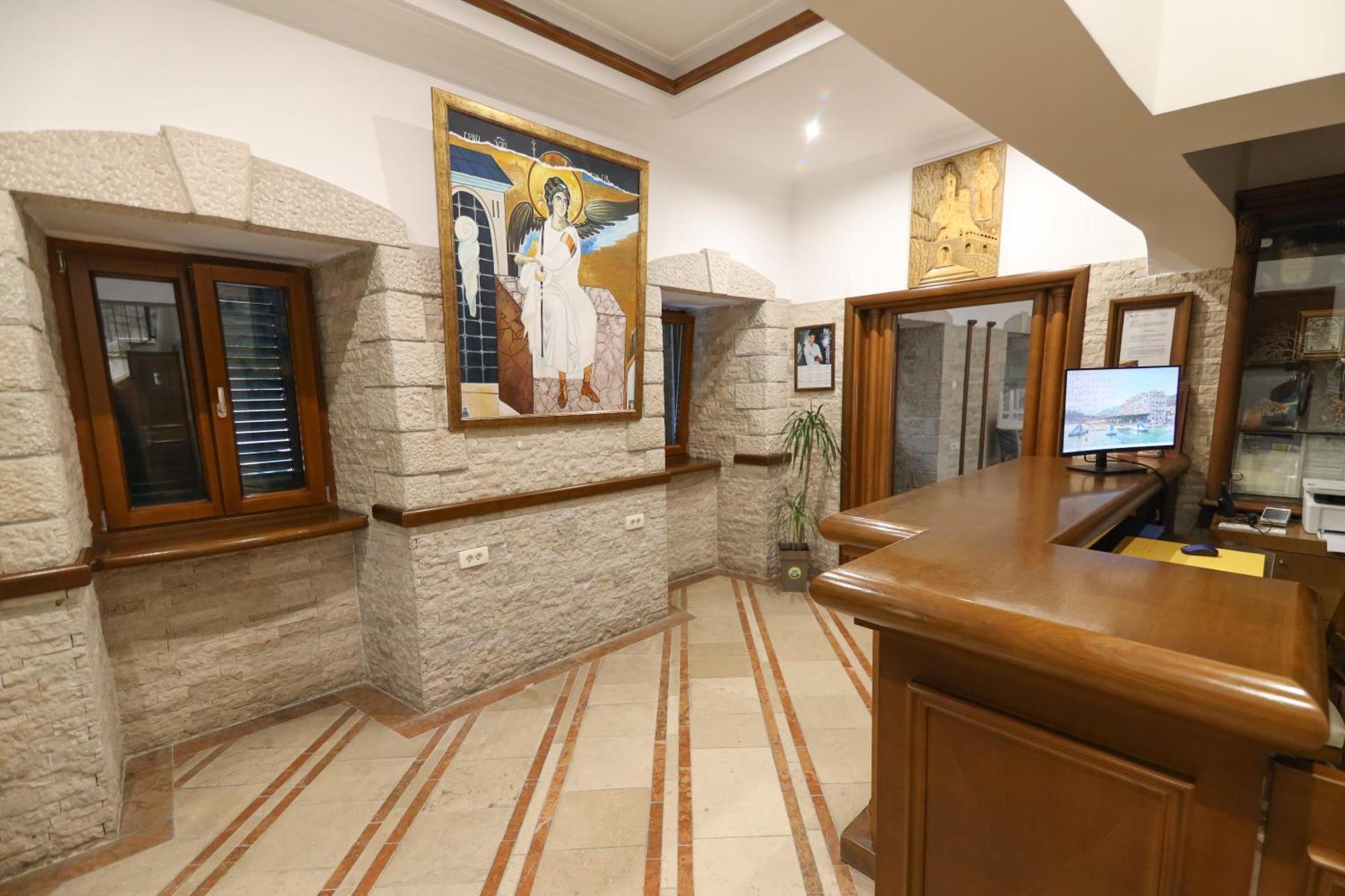 Hotel Rr Herceg Novi Exteriér fotografie