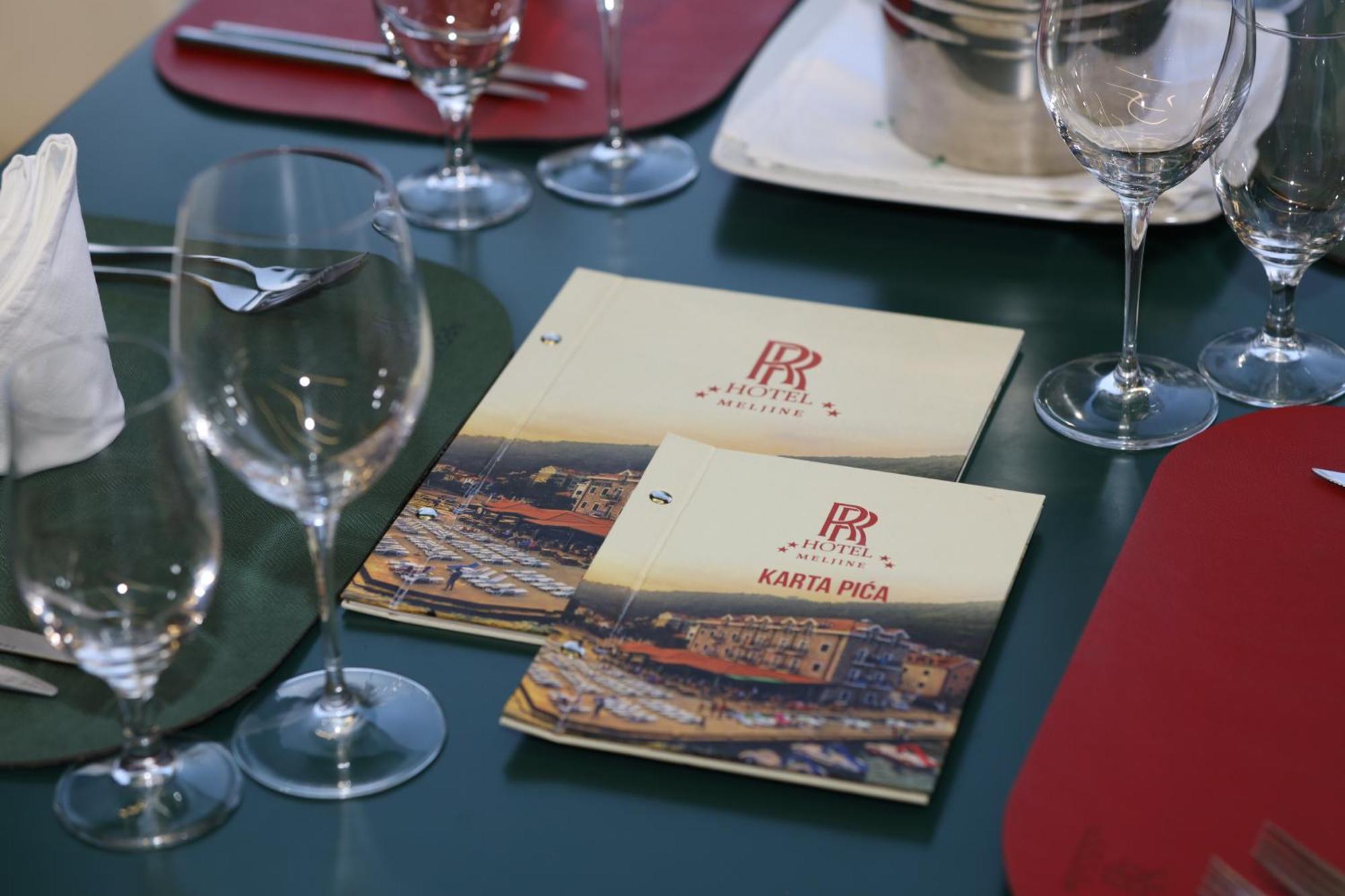 Hotel Rr Herceg Novi Exteriér fotografie